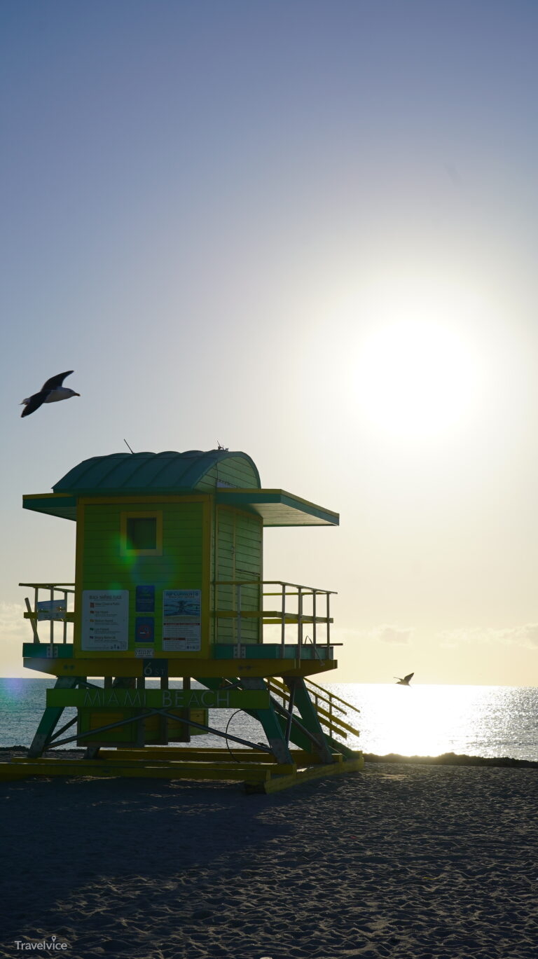 Genießt die Morgenstunden am Strand