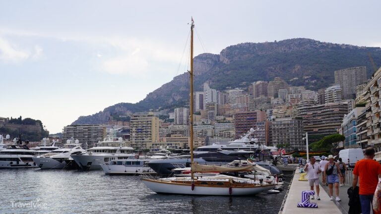 Yachten im Port Hercule in Monaco